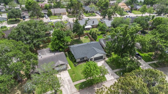 16230 Dunmoor Drive, Houston, TX 77059
