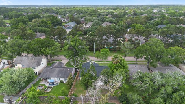 16230 Dunmoor Drive, Houston, TX 77059