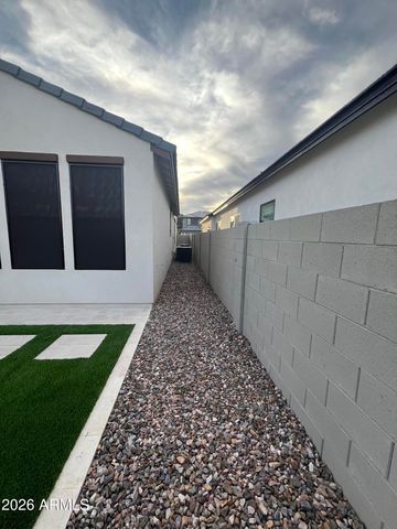 4147 S SPRINGS Drive, Chandler, AZ 85249