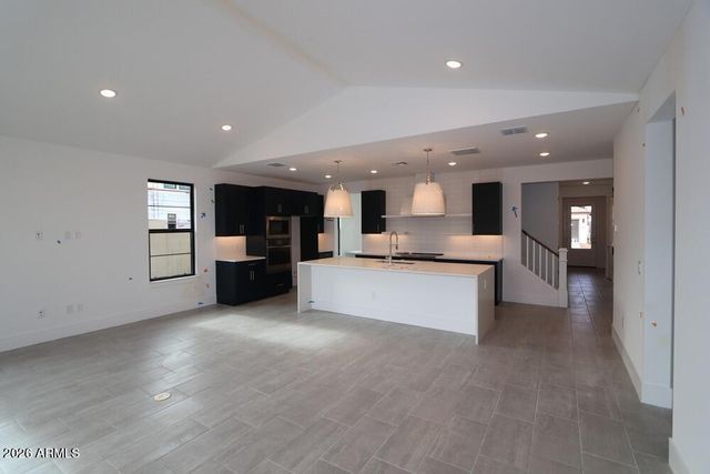 4147 S SPRINGS Drive, Chandler, AZ 85249