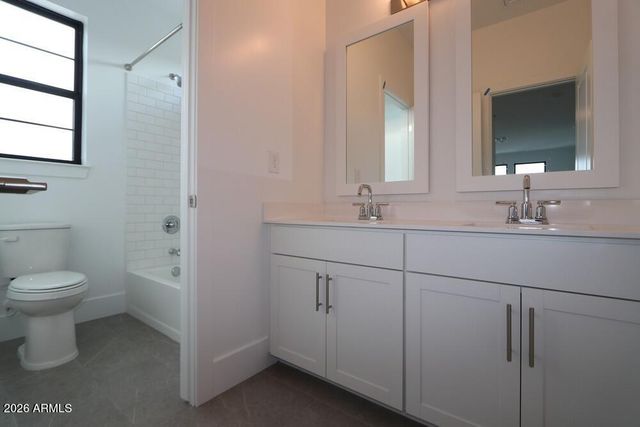 4147 S SPRINGS Drive, Chandler, AZ 85249