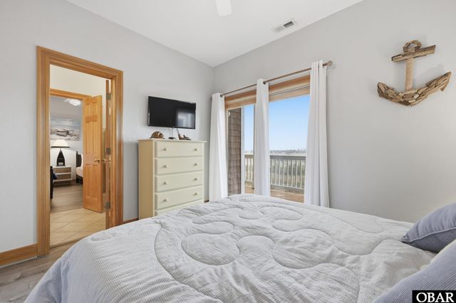 904 South Bay Club Drive Unit 2, Manteo, NC 27954