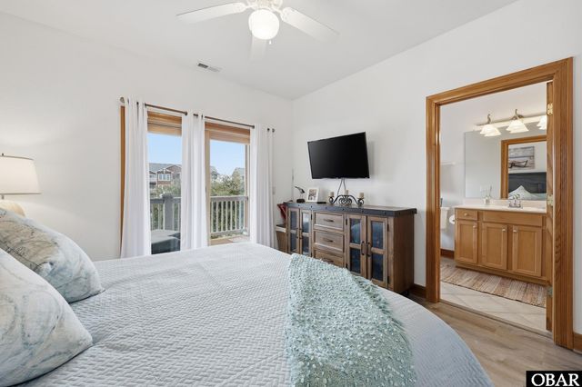 904 South Bay Club Drive Unit 2, Manteo, NC 27954