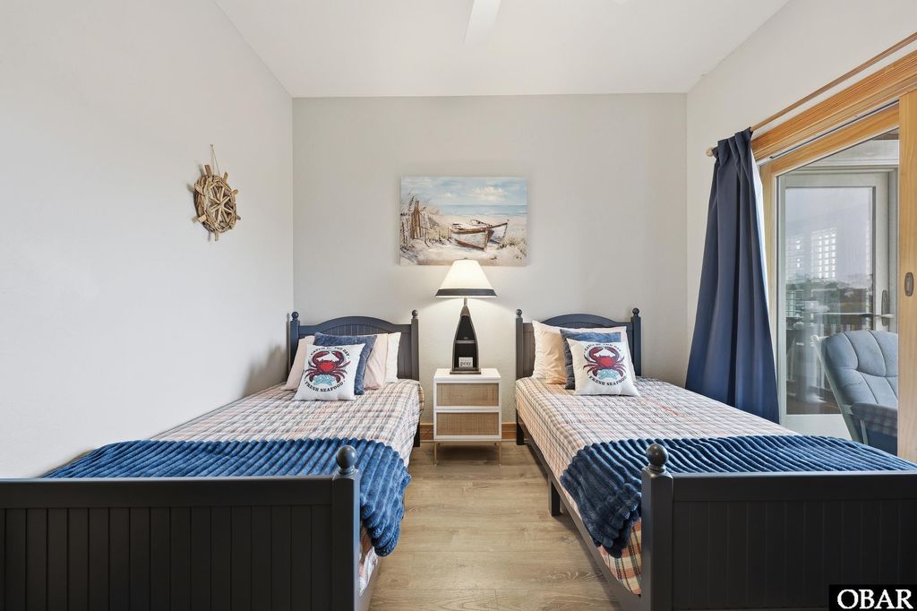 Image 22 of property listing at 904 South Bay Club Drive Unit 2, Manteo, NC 27954