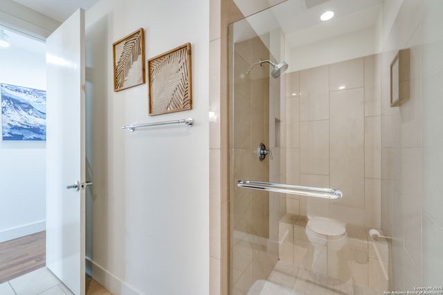 610 E Market St Unit 2711, San Antonio, TX 78205