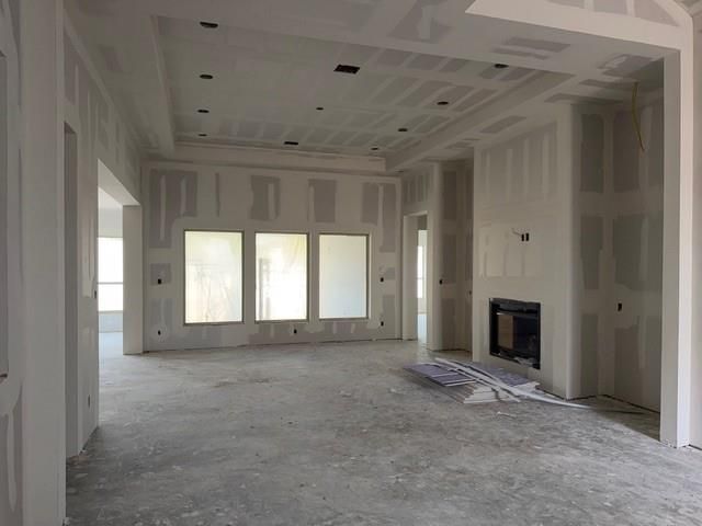 220 Birdie Dr Hempstead, Hempstead, TX 77445