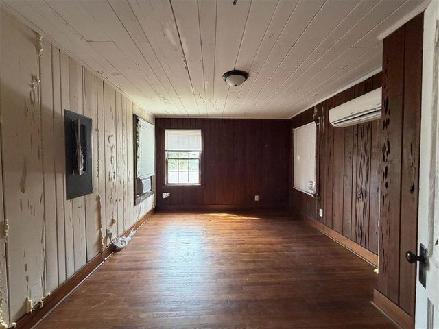 643 11th Street, Lake Charles, LA 70601