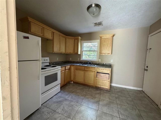 643 11th Street, Lake Charles, LA 70601