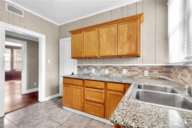 643 11th Street, Lake Charles, LA 70601