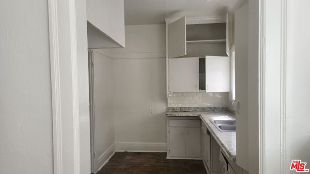 1662 S Harvard Boulevard, Los Angeles, CA 90006