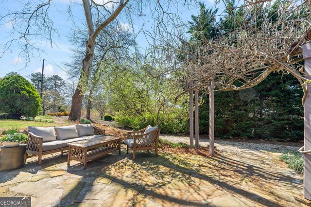 4010 Lower Roswell Road, Marietta, GA 30068