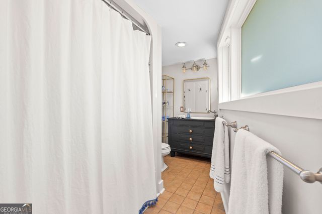 4010 Lower Roswell Road, Marietta, GA 30068