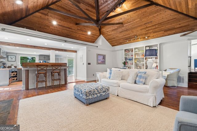 4010 Lower Roswell Road, Marietta, GA 30068