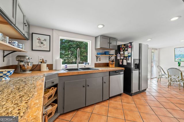 4010 Lower Roswell Road, Marietta, GA 30068