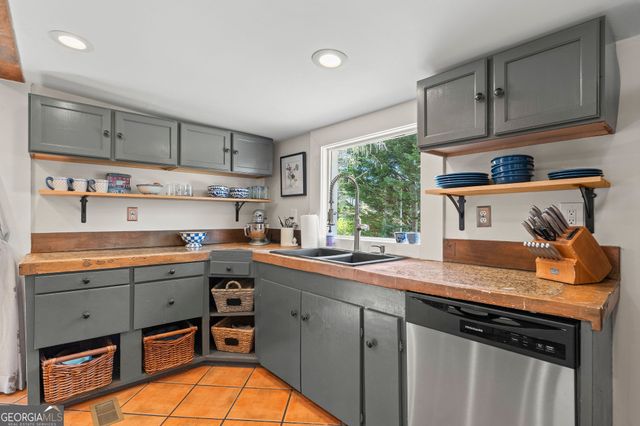 4010 Lower Roswell Road, Marietta, GA 30068