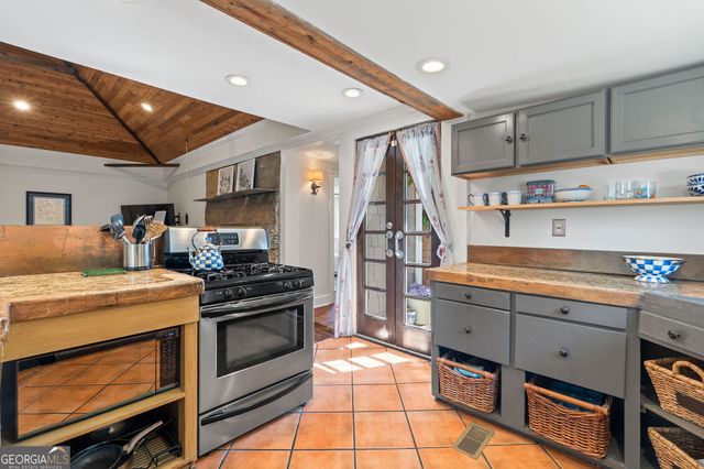 4010 Lower Roswell Road, Marietta, GA 30068