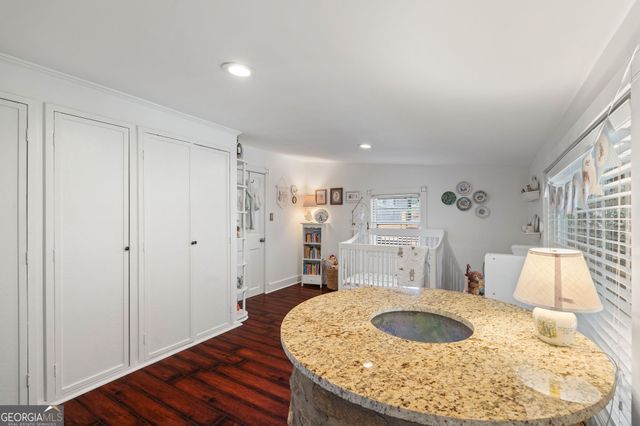 4010 Lower Roswell Road, Marietta, GA 30068