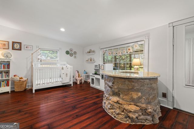 4010 Lower Roswell Road, Marietta, GA 30068