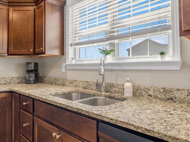 465 Peaksview Drive, Simpsonville, SC 29681