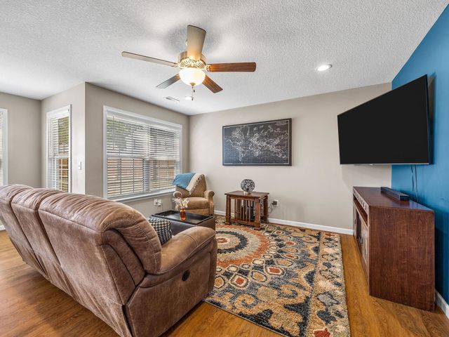 465 Peaksview Drive, Simpsonville, SC 29681