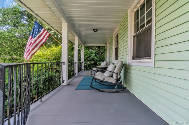 24 Howard Avenue, Valhalla, NY 10595