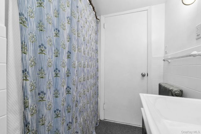 24 Howard Avenue, Valhalla, NY 10595