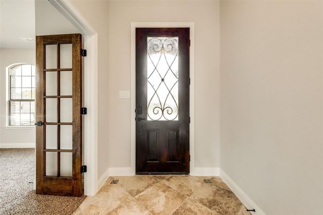 434 Bentley Drive, Midlothian, TX 76065