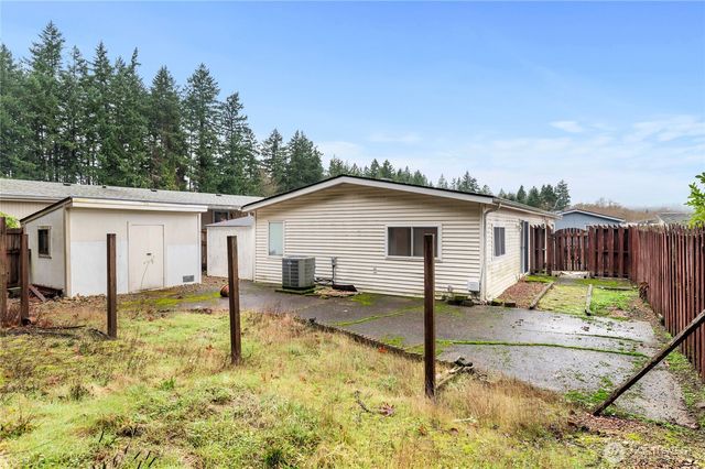 145 Sereno Circle Drive, Bremerton, WA 98312
