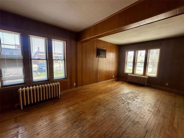113 W Lincoln Avenue, Fall Creek, WI 54742