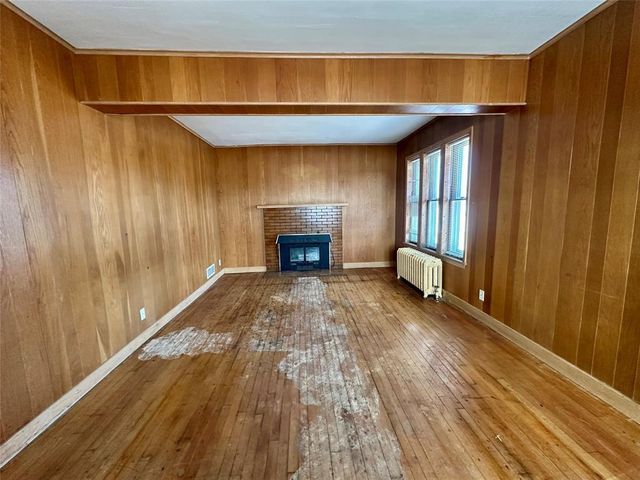 113 W Lincoln Avenue, Fall Creek, WI 54742
