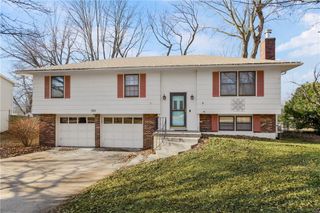 504 Brookridge Drive, Harrisonville, MO 64701