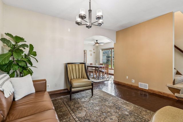350 Maple Street, Saint Paul, MN 55106