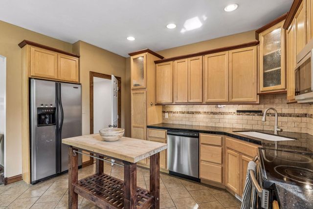 350 Maple Street, Saint Paul, MN 55106