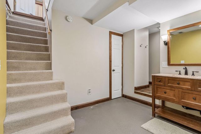 350 Maple Street, Saint Paul, MN 55106