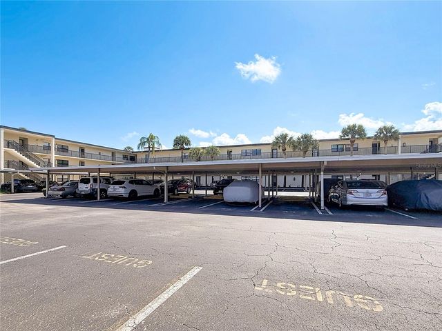 11945 143RD STREET 7322, Largo, FL 33774