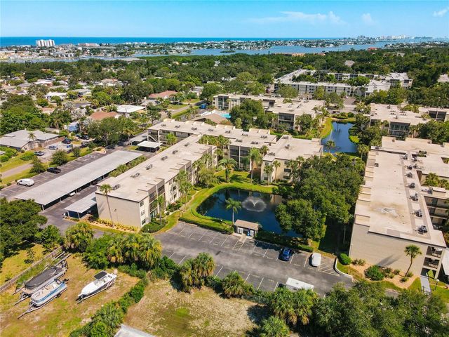 11945 143RD STREET 7322, Largo, FL 33774