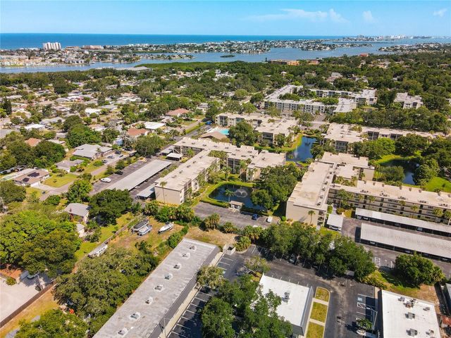 11945 143RD STREET 7322, Largo, FL 33774
