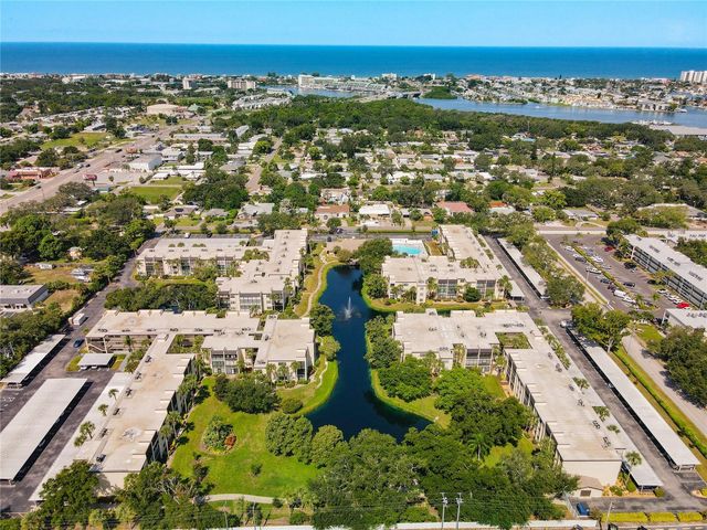 11945 143RD STREET 7322, Largo, FL 33774