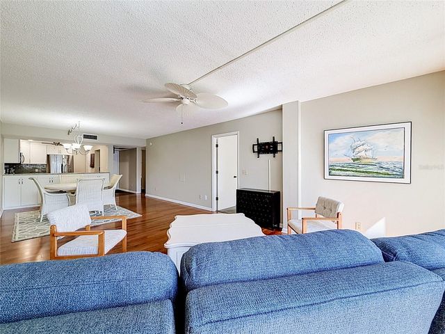 11945 143RD STREET 7322, Largo, FL 33774