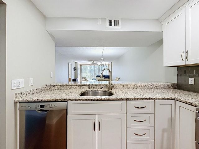 11945 143RD STREET 7322, Largo, FL 33774
