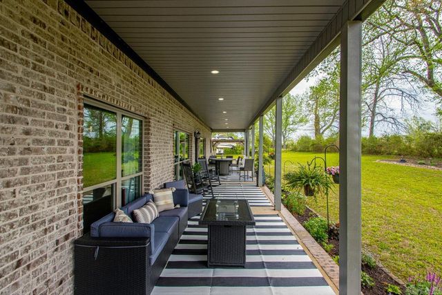204 Annis Estates Drive, Austin, AR 72007