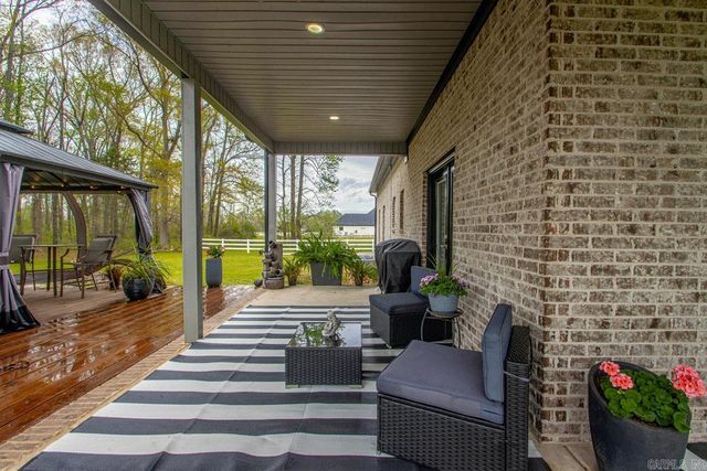 204 Annis Estates Drive, Austin, AR 72007