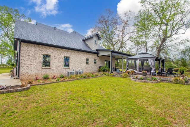 204 Annis Estates Drive, Austin, AR 72007