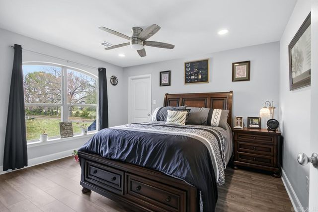 204 Annis Estates Drive, Austin, AR 72007