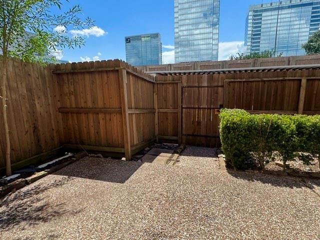 1605 W Sam Houston Parkway S, Houston, TX 77042
