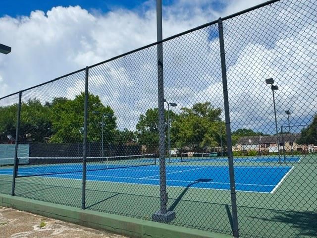 1605 W Sam Houston Parkway S, Houston, TX 77042