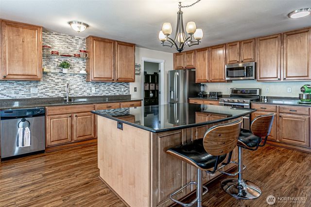 21122 Nordby Drive NW, Poulsbo, WA 98370