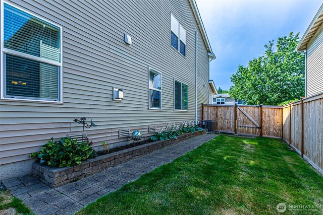 21122 Nordby Drive NW, Poulsbo, WA 98370