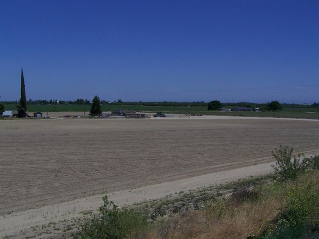 1 Shanks Road, Delhi, CA 95315