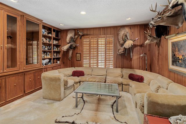 5531 Pebblebrook Drive, Dallas, TX 75229